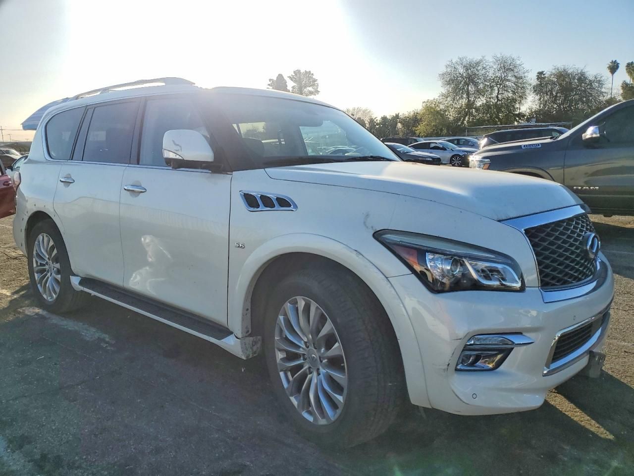 2016 Infiniti Qx80