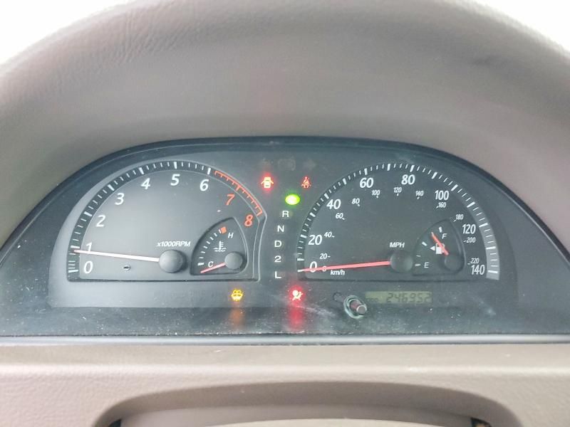 2002 Toyota Camry le