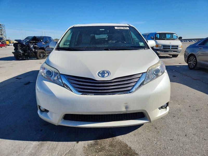 2017 Toyota Sienna xle