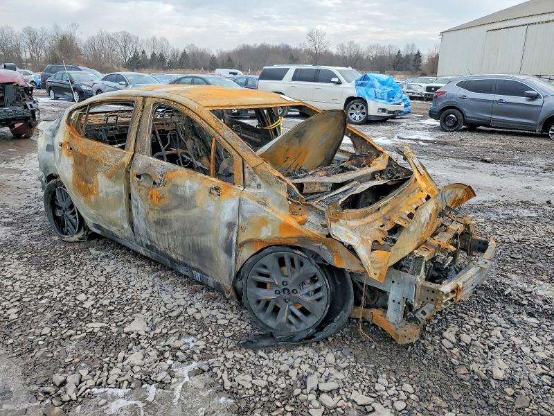 2024 Nissan Versa sr