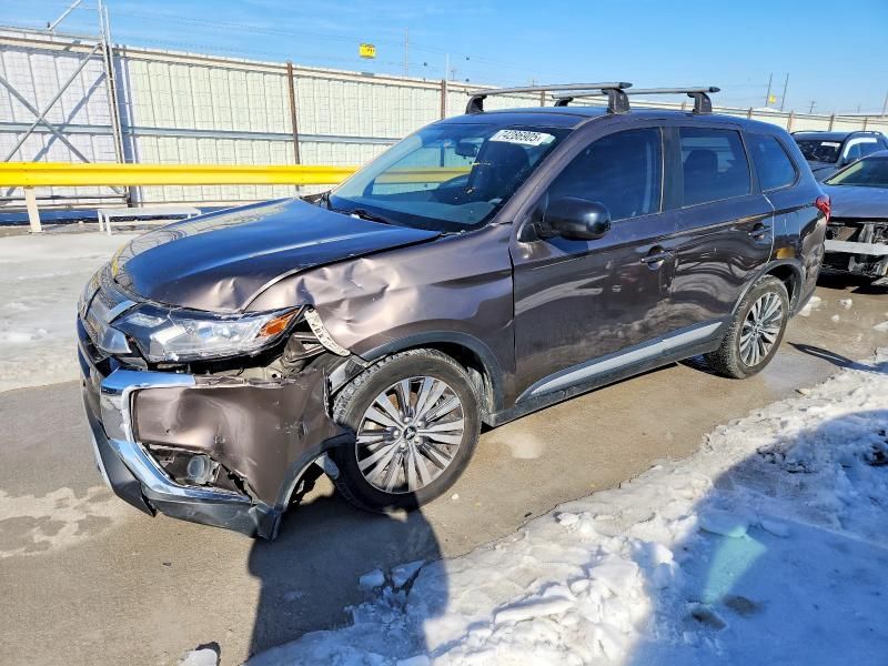 2019 Mitsubishi Outlander es