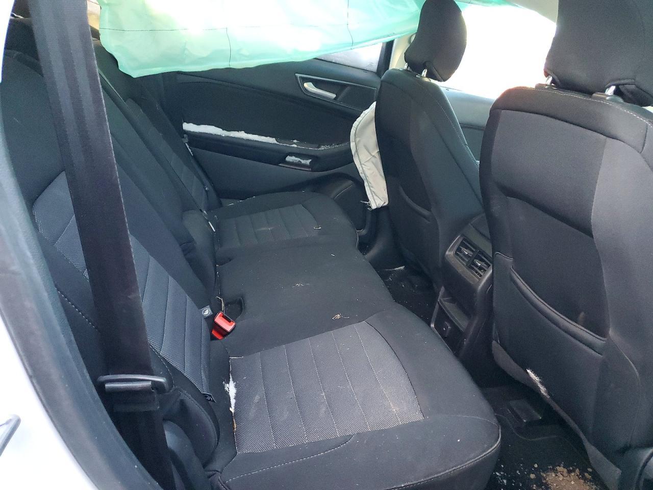 2018 Ford Edge se