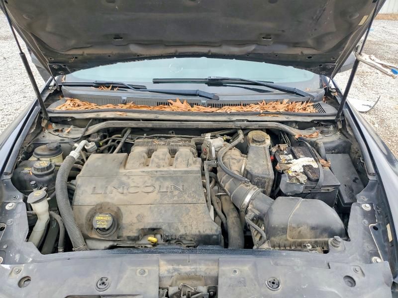 2011 Lincoln MKS