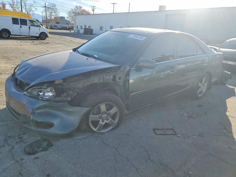 2003 Toyota Camry le