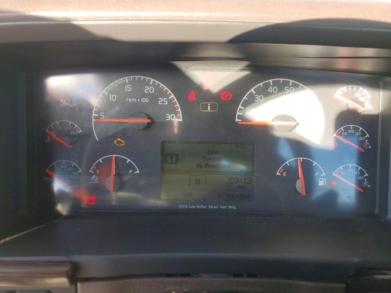 2016 Volvo VNL Semi Truck