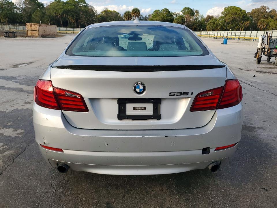 2012 BMW 535 i