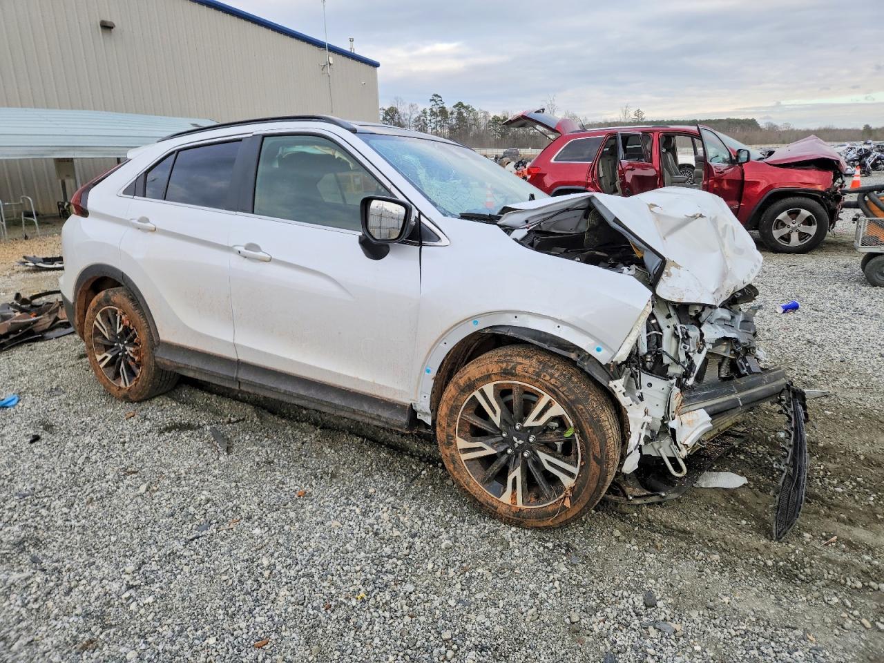 2024 Mitsubishi Eclipse Cross se
