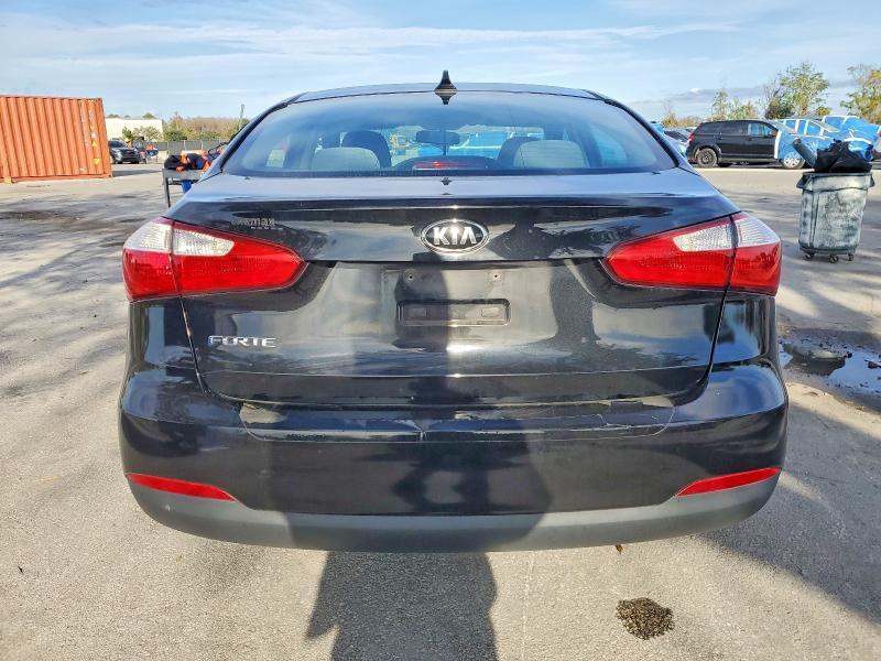 2015 KIA Forte lx
