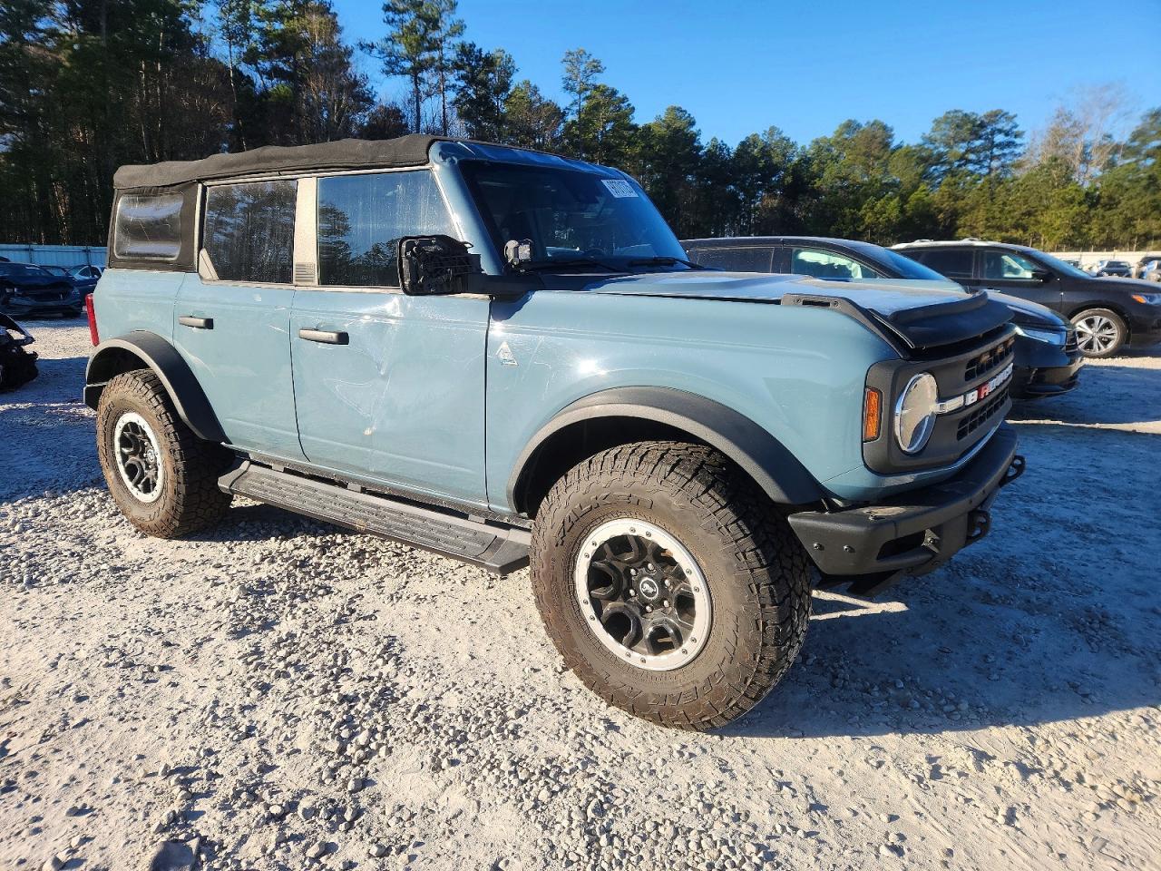 2021 Ford Bronco Base