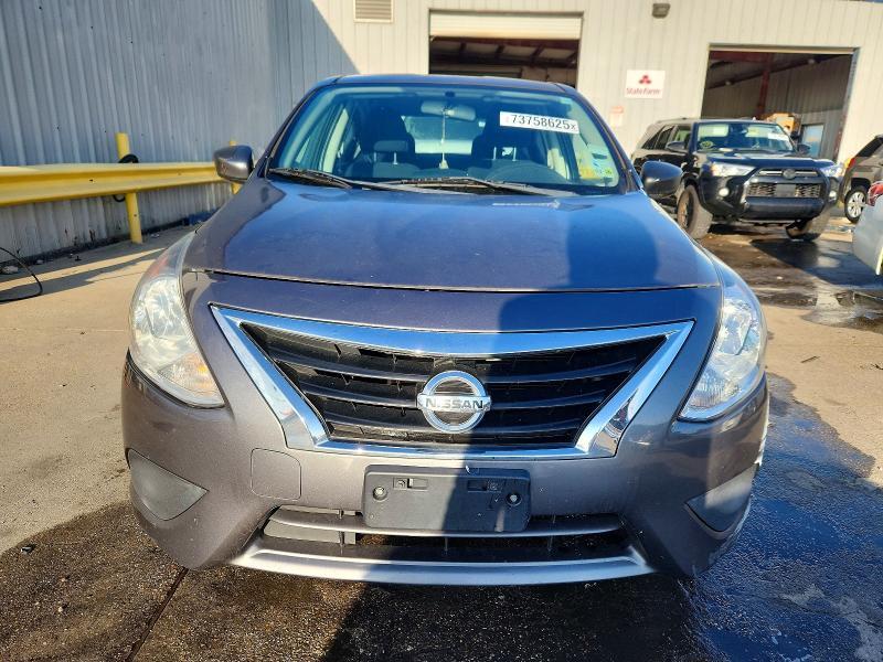2017 Nissan Versa s