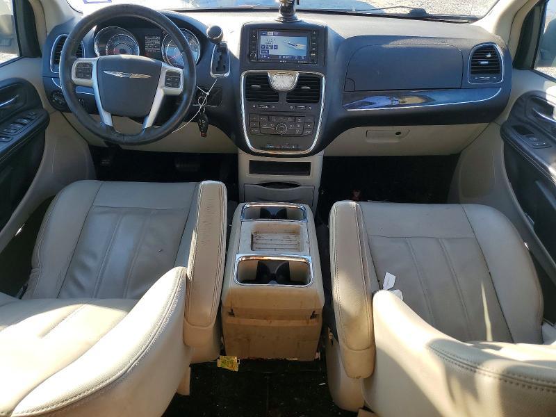 2013 Chrysler Town & Country Touring