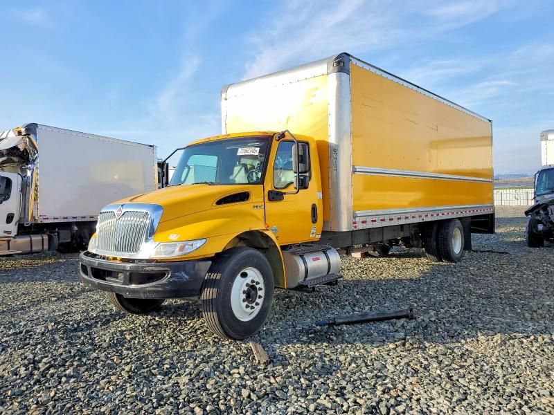 2020 International MV607 BOX Truck