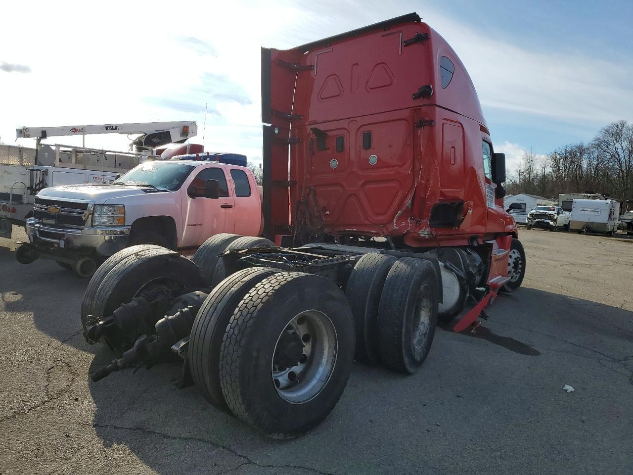 2017 Freigliner 2017 Freightliner Cascadia 125 Semi Truck