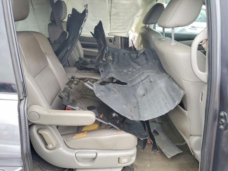 2014 Honda Odyssey Touring