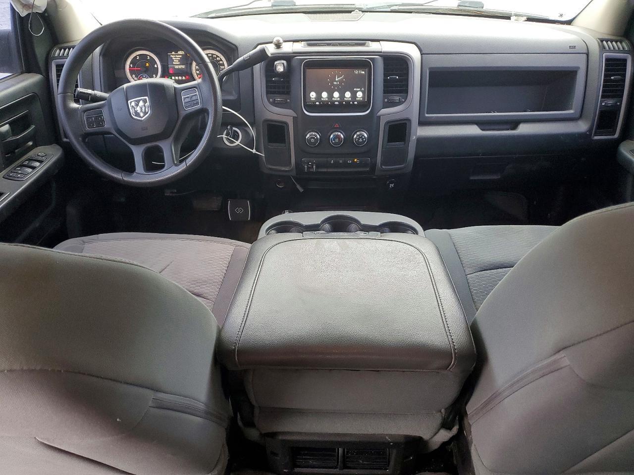 2014 Dodge RAM 2500 Flatbed Truck