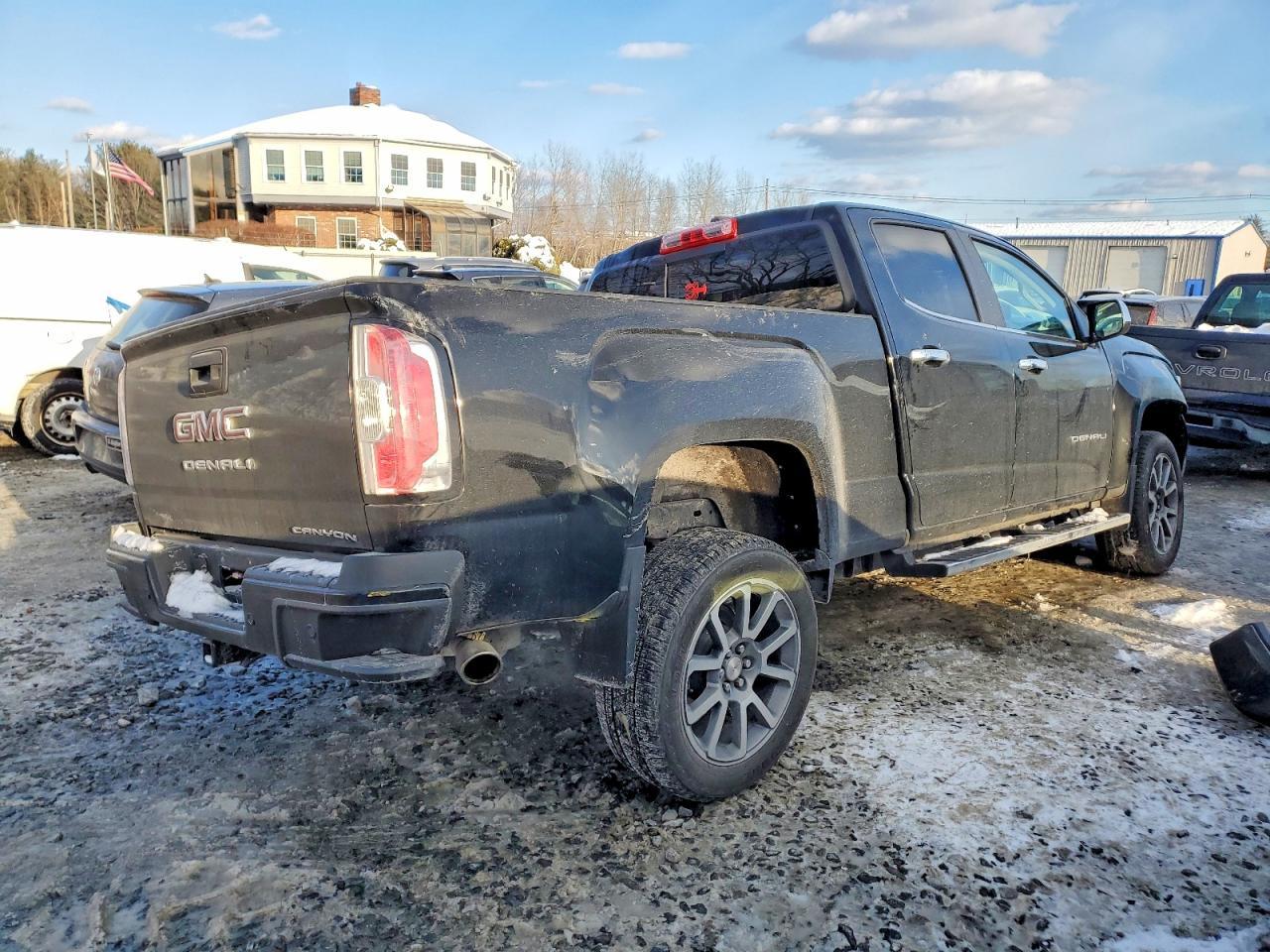 2021 GMC Canyon Denali