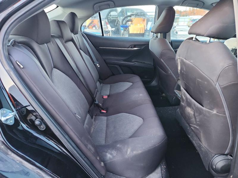 2021 Toyota Camry le