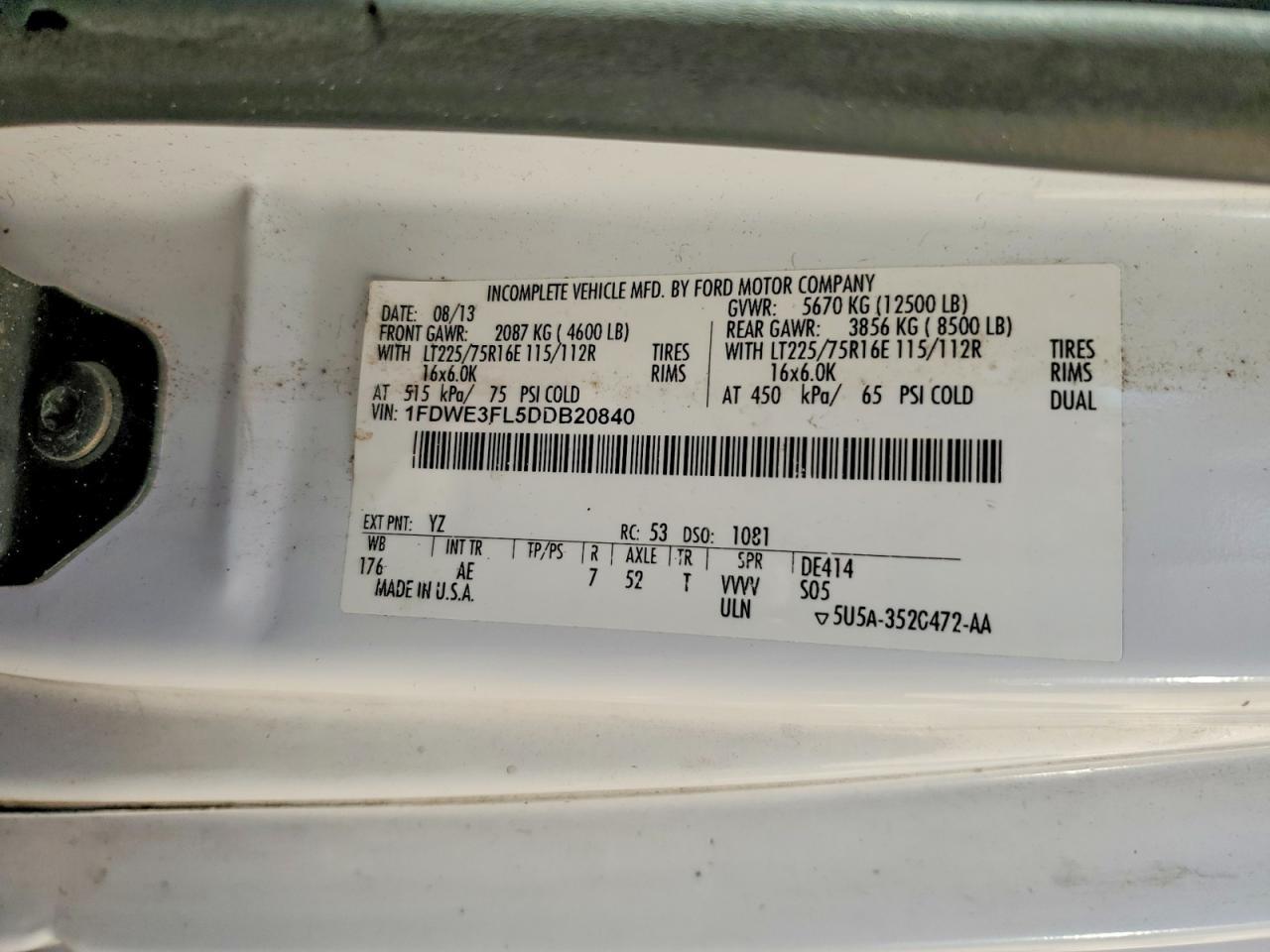 2013 Ford E350 BOX Truck