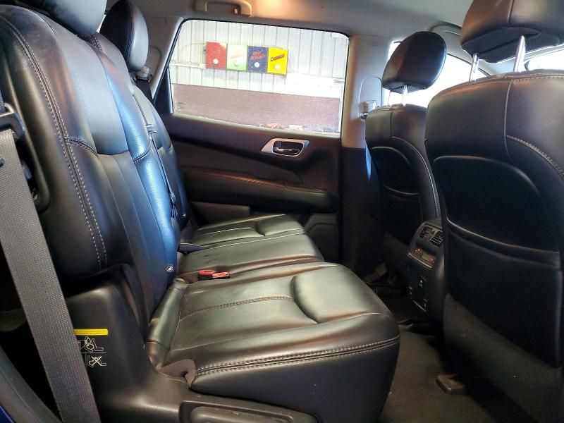 2017 Nissan Pathfinder s