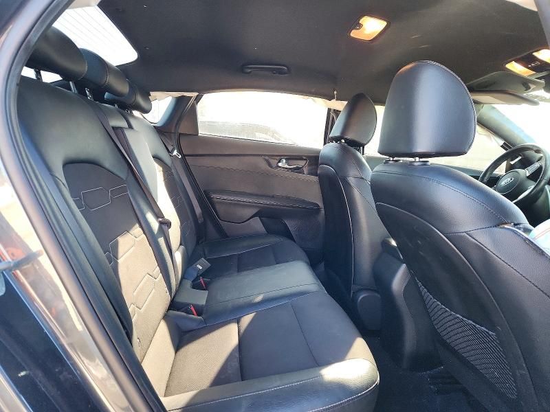 2021 KIA Forte gt Line