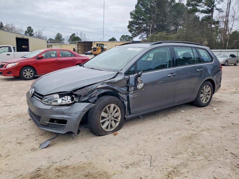 2017 Volkswagen Golf Sportwagen s
