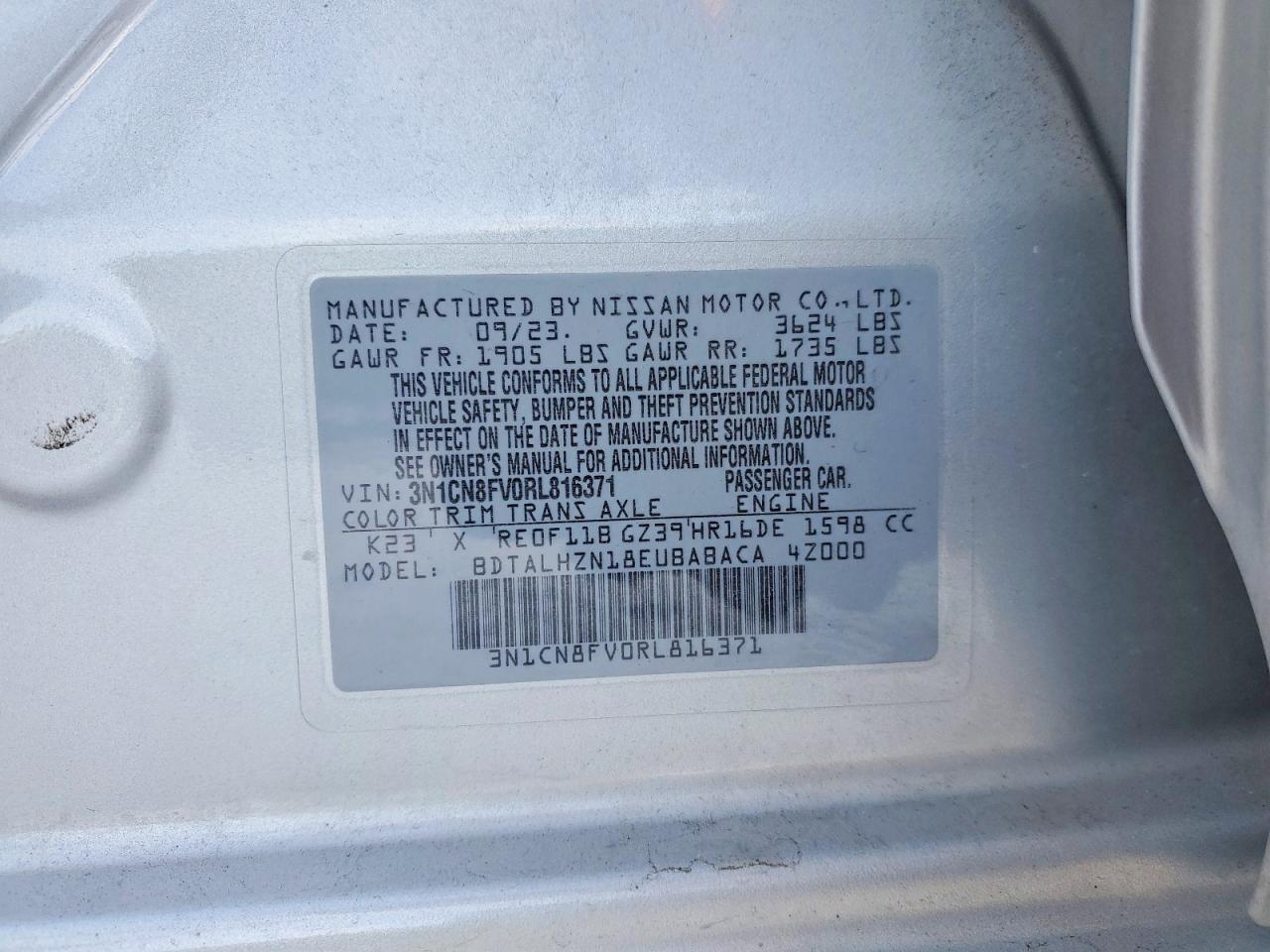 2024 Nissan Versa sr