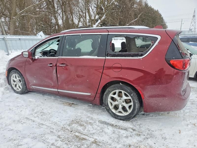 2017 Chrysler Pacifica Touring l Plus