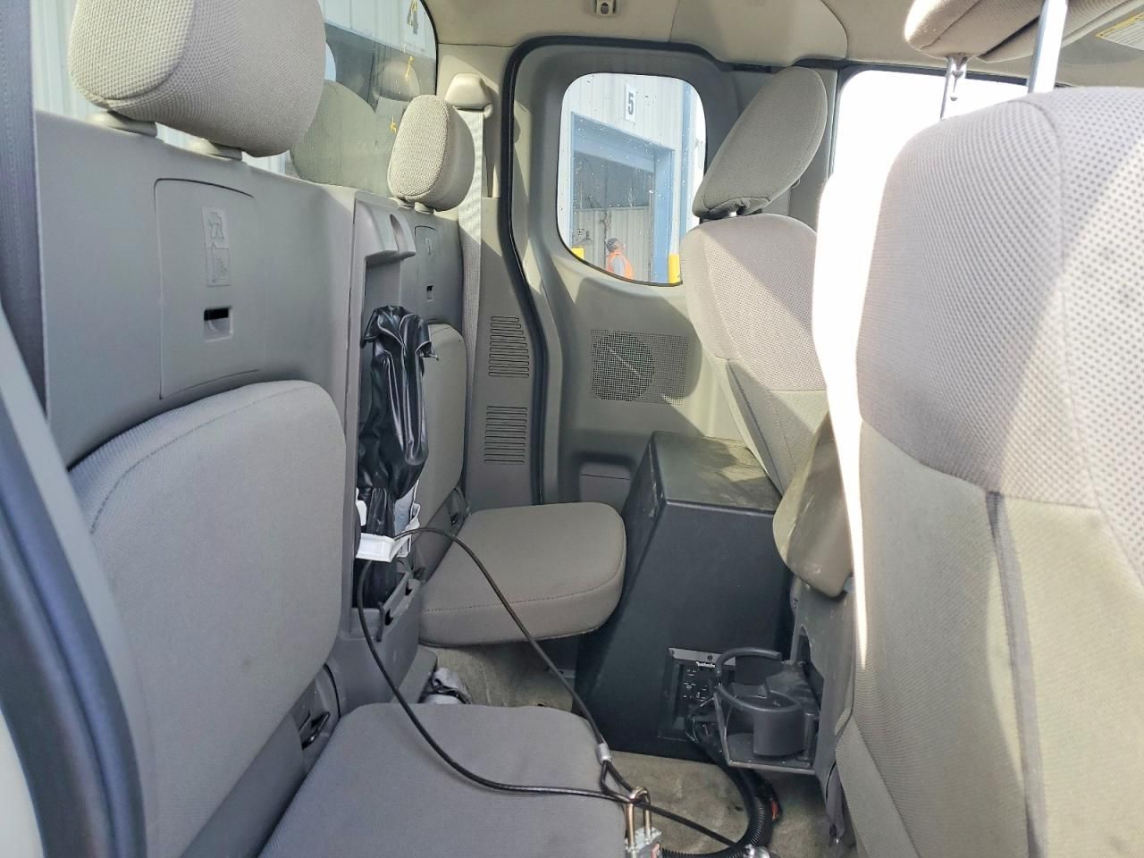 2015 Nissan Frontier s