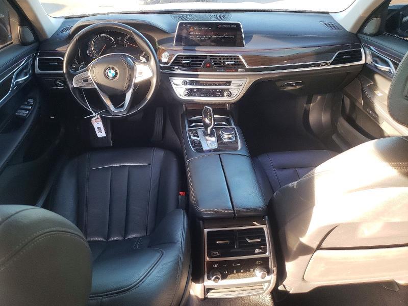 2018 BMW 740 i