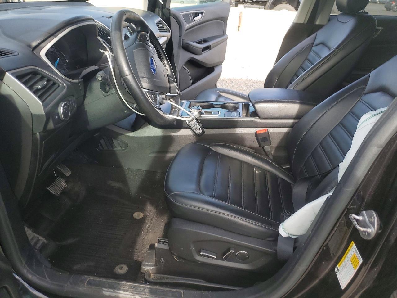 2019 Ford Edge sel