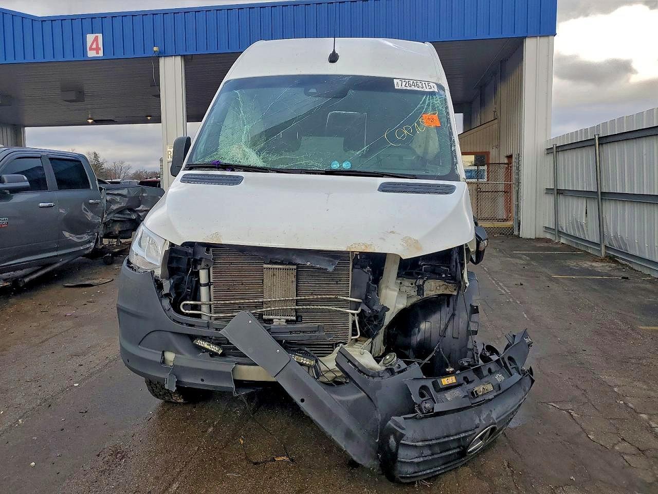 2022 Mercedes-Benz Sprinter 2500
