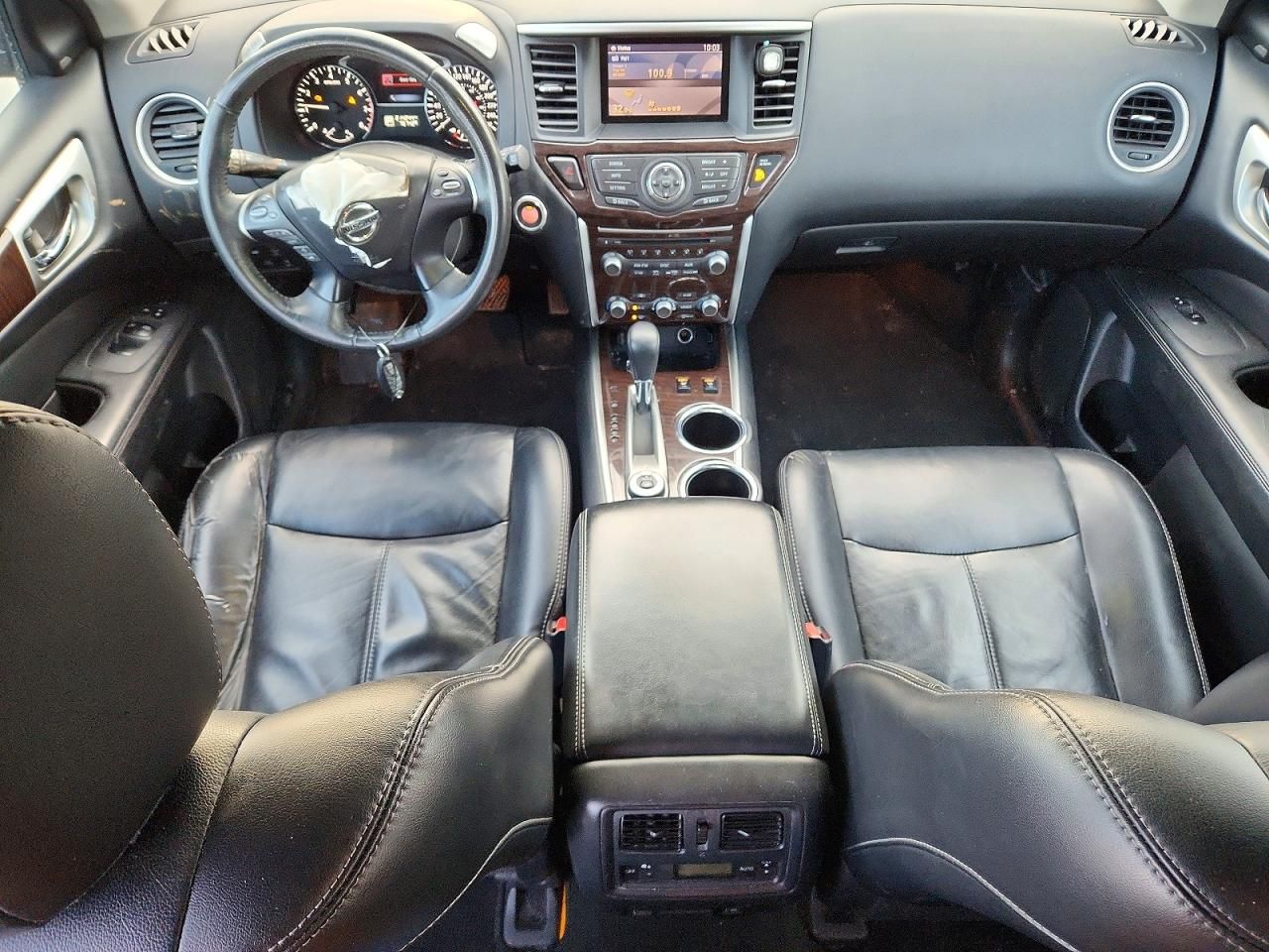 2015 Nissan Pathfinder s