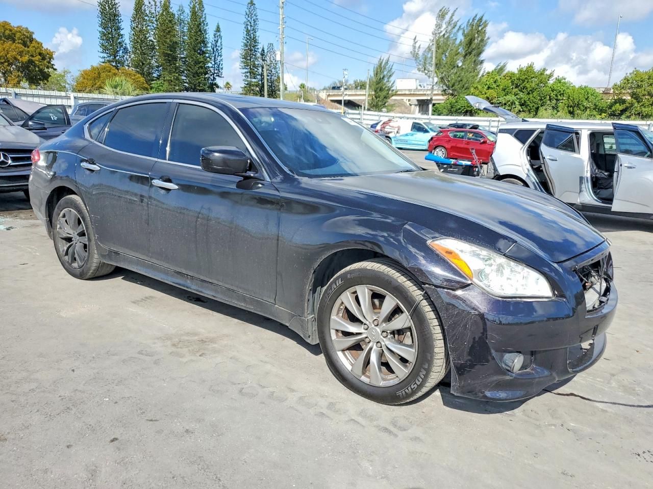 2012 Infiniti M37 x