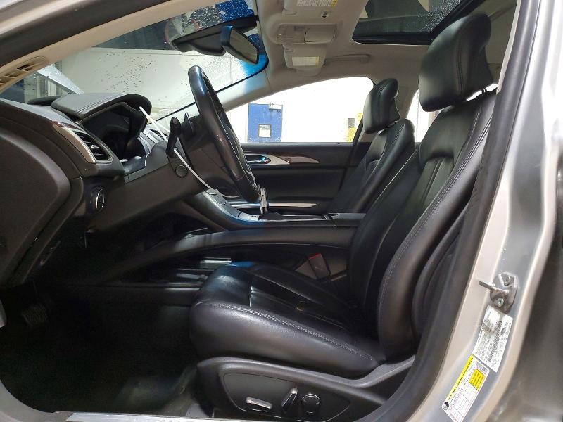 2014 Lincoln MKZ
