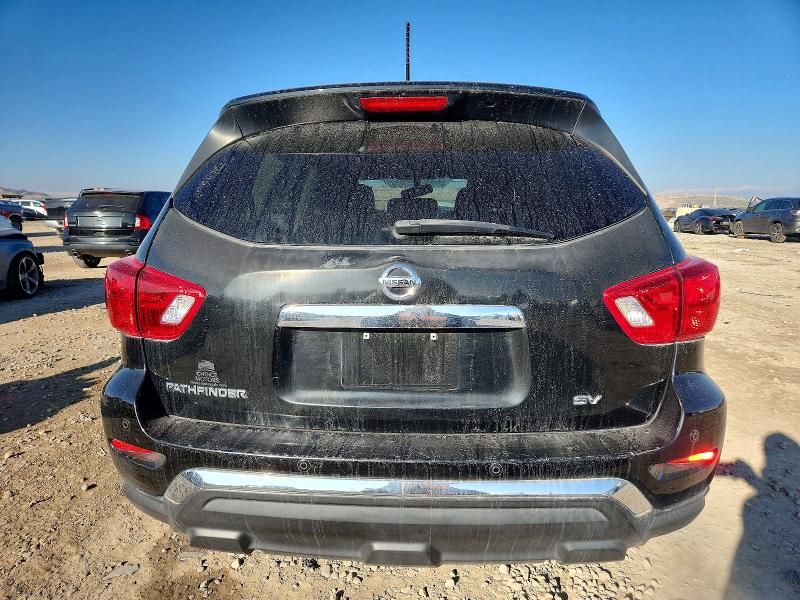 2017 Nissan Pathfinder s