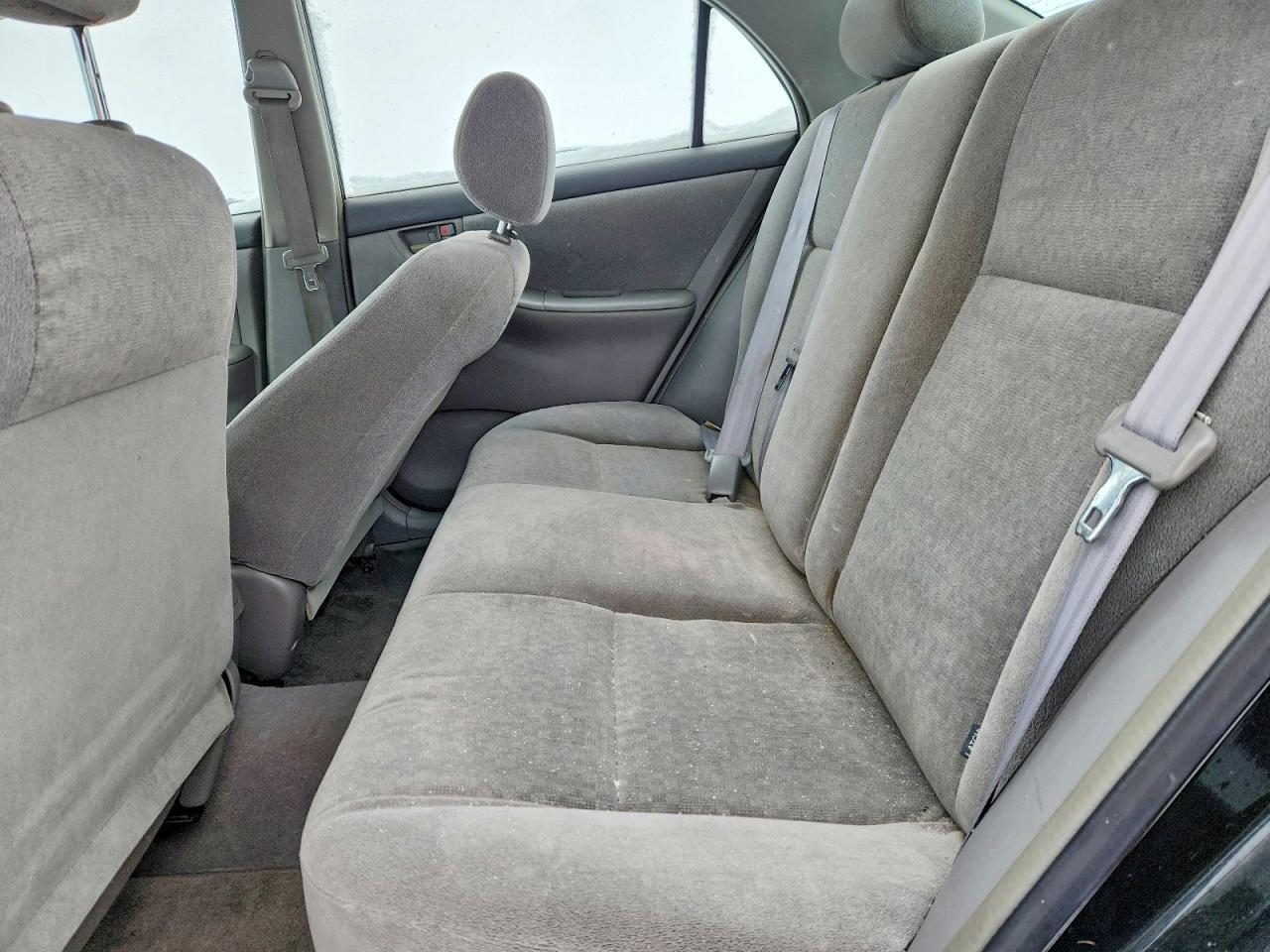 2004 Toyota Corolla ce