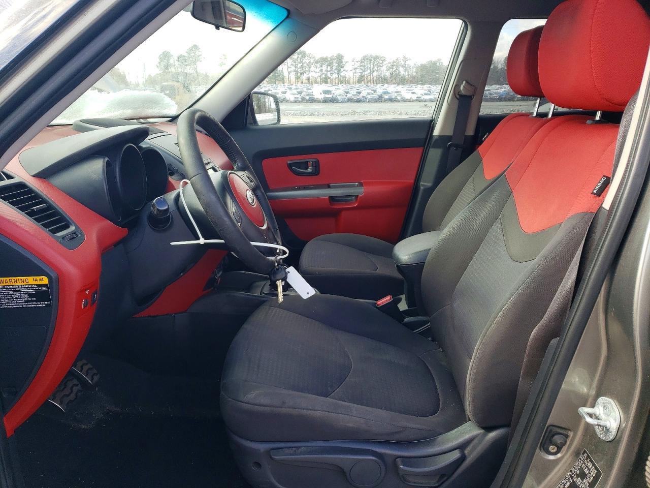 2010 KIA Soul +