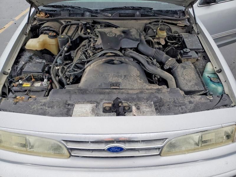 1996 Ford Crown Victoria