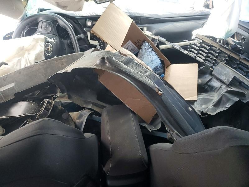 2017 Toyota Corolla im