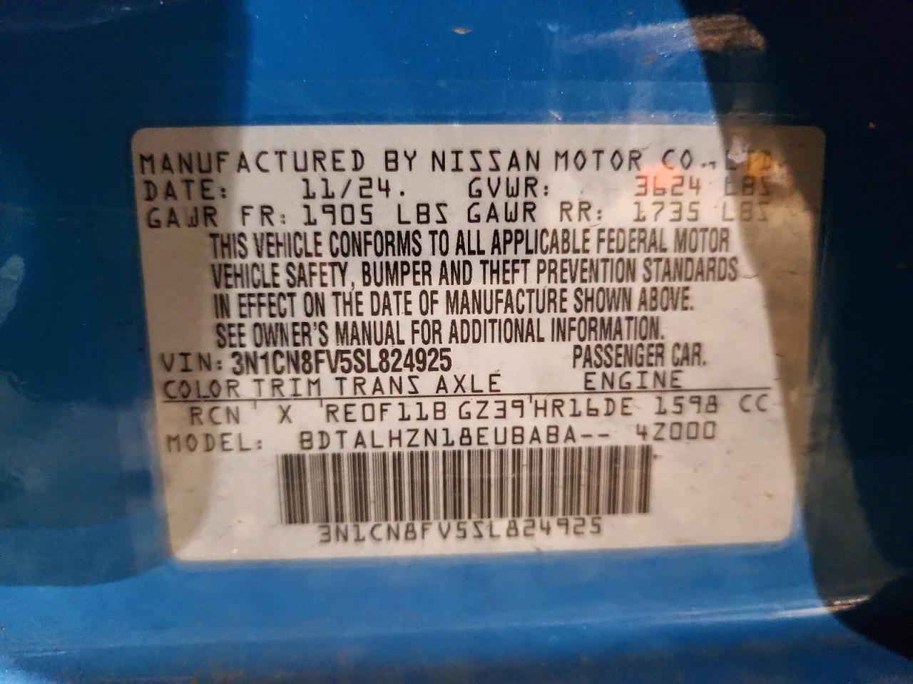 2025 Nissan Versa sr