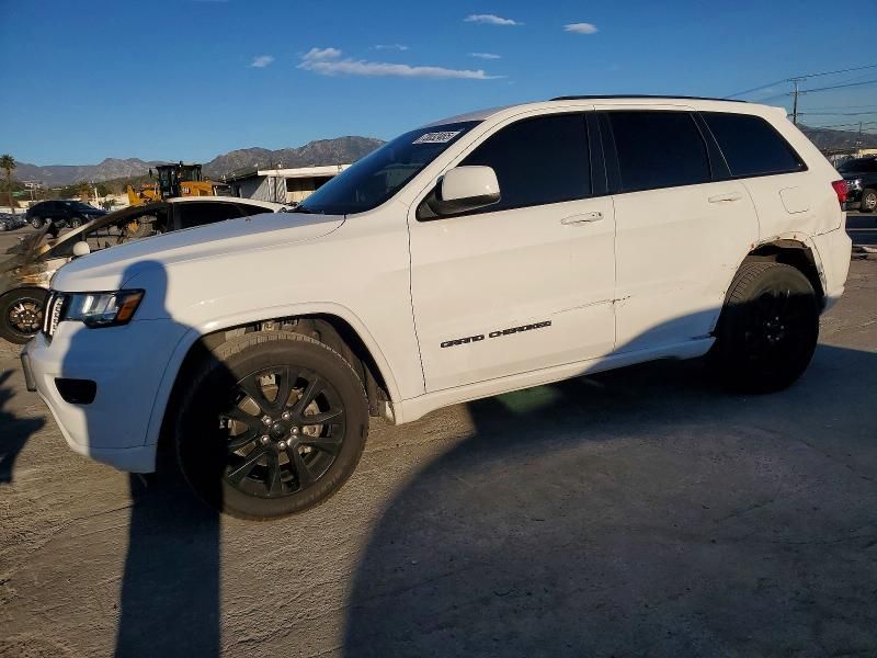2019 Jeep Grand Cherokee Laredo