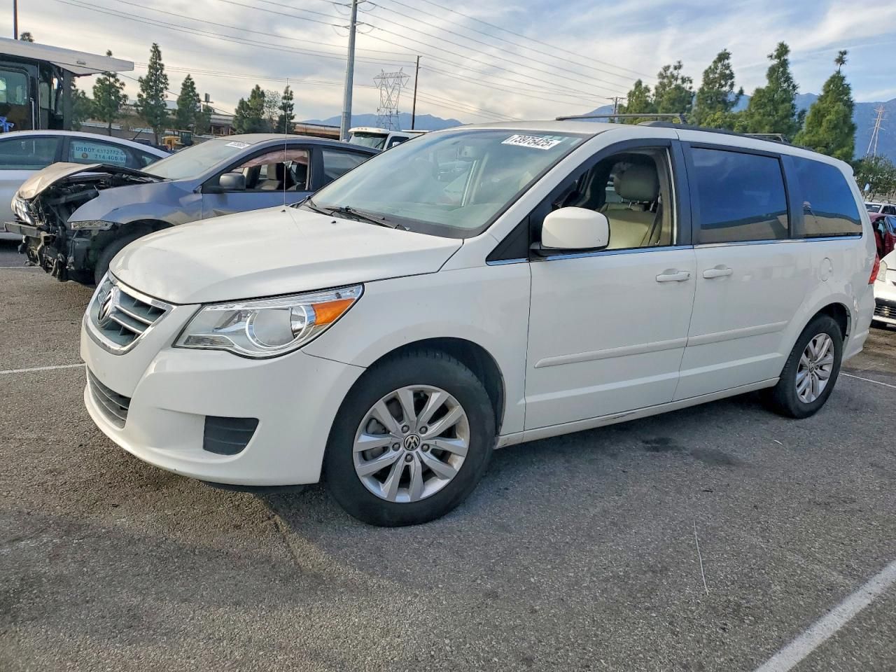 2012 Volkswagen Routan se
