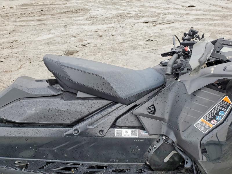 2023 Skidoo XRS Renega