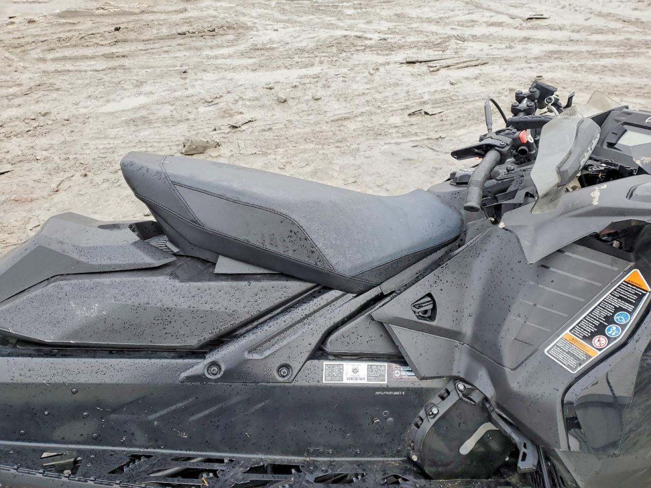 2023 Skidoo XRS Renega