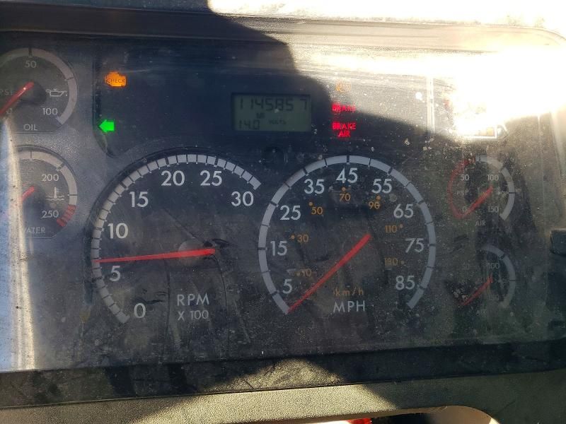 2012 Freightliner Cascadia 125 Semi Truck