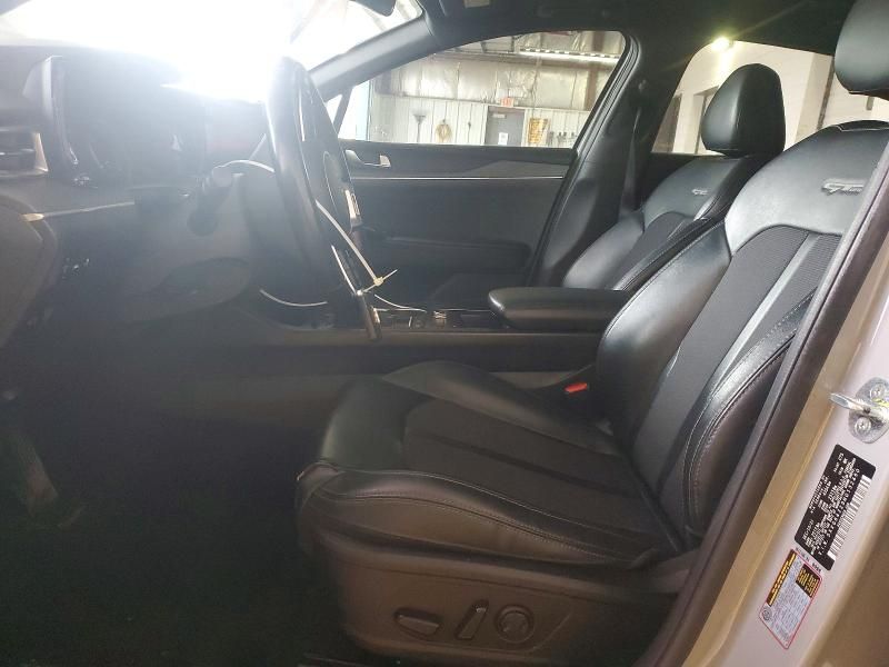 2022 KIA K5 gt Line