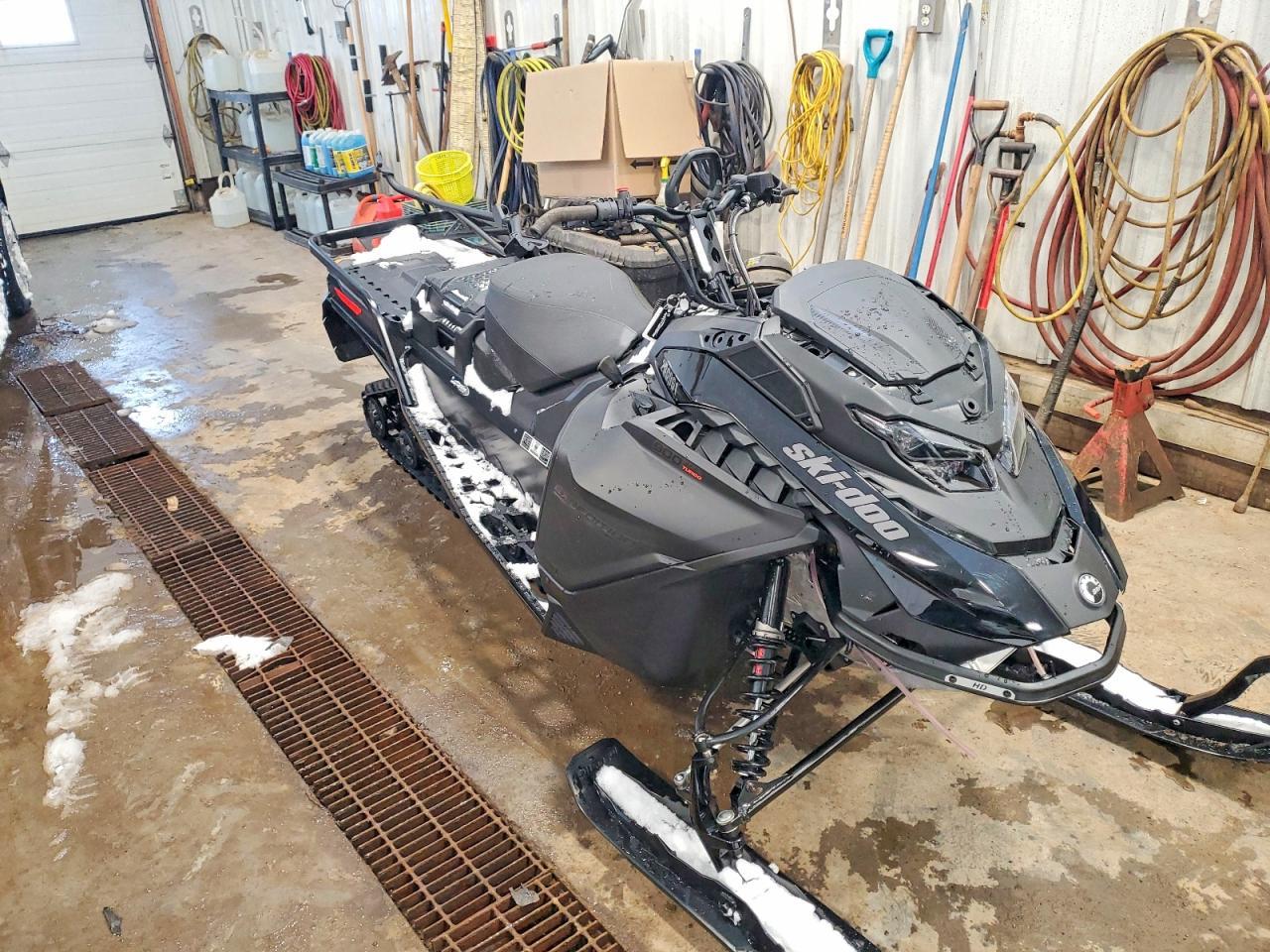 2026 Skidoo Expedition LE 900 ACE Turbo