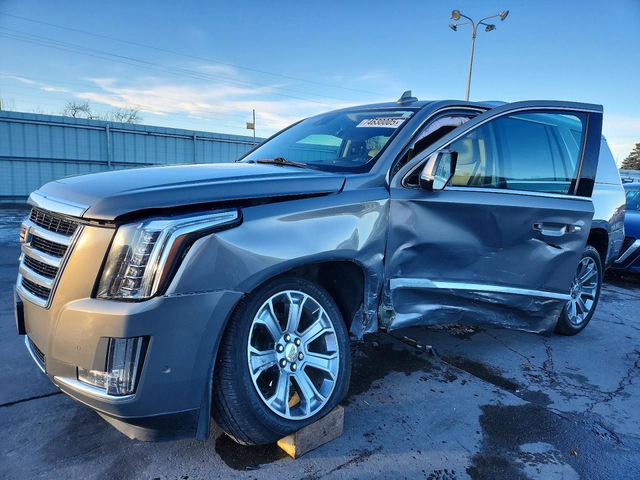 2019 Cadillac Escalade Luxury