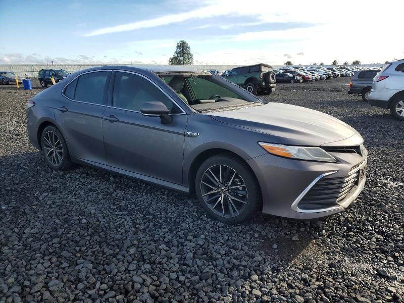 2021 Toyota Camry xle