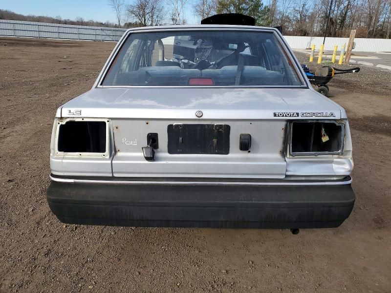 1986 Toyota Corolla le